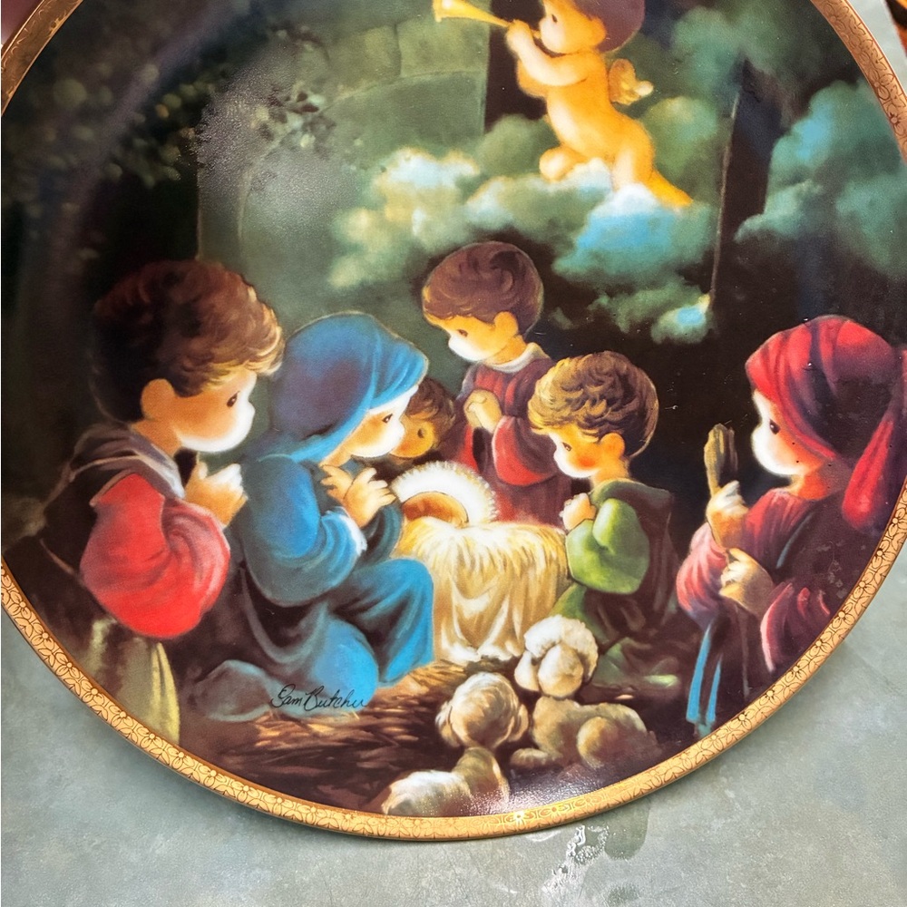 Decorative Nativity Scene Plate